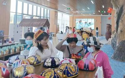 文旅融合育新机 大美喀什迎客来——新疆喀什地区旅游和特色产品开发小记